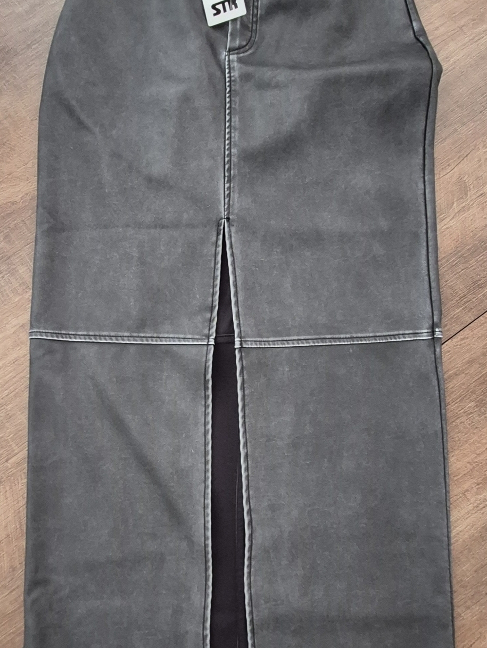STR Teen Black Pleather Midi Skirt Front Slit Edgy Y2K Streetwear Vegan Leather - Picture 4 of 11